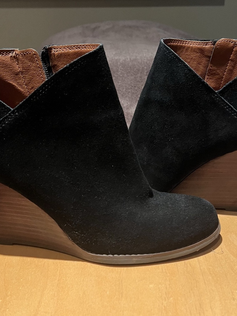 Lucky Brand Yakeena Wedge Boots Black Suede with Brown Wedge Heel - Picture 2 of 6